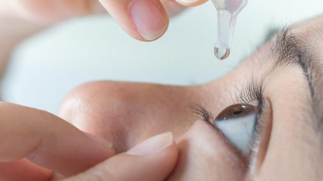 Síndrome del ojo seco: por qué aumentan las molestias oculares con el frío y cómo prevenirlas
