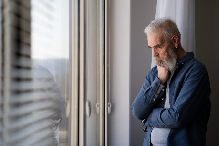 ¿Y quién cuida la salud mental de los adultos mayores?