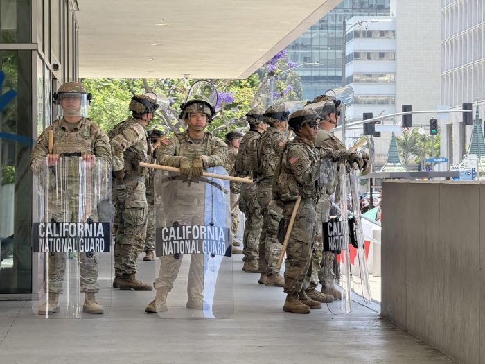 California demanda a Trump por desplegar de manera “ilegal” a la Guardia Nacional