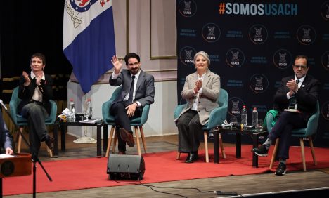 Negacionismo y críticas a la Concertación encienden el primer round de las primarias oficialistas