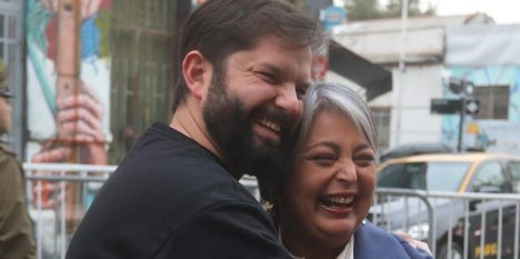 Jara le abre la puerta a la DC tras visita a Boric: candidata reiteró llamado a "coalición amplia"