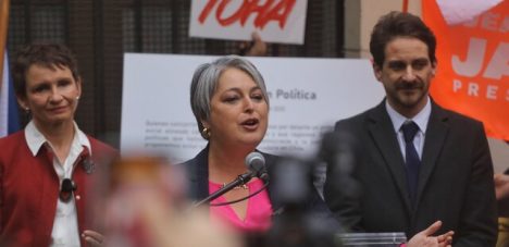 Winter y Jara incómodos por gesto DC a Tohá: rechazan "nostalgia" y señales de división