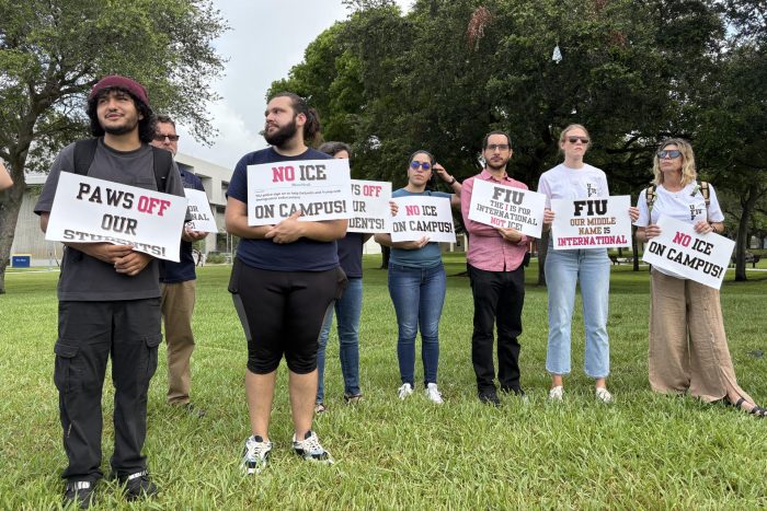 Preocupación en Universidad Internacional de Florida por acuerdo entre policía universitaria y ICE
