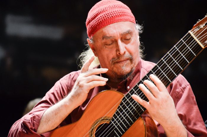 Egberto Gismonti en Teatro Teletón