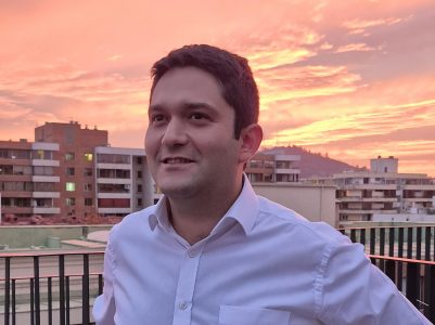 César Valenzuela Maass