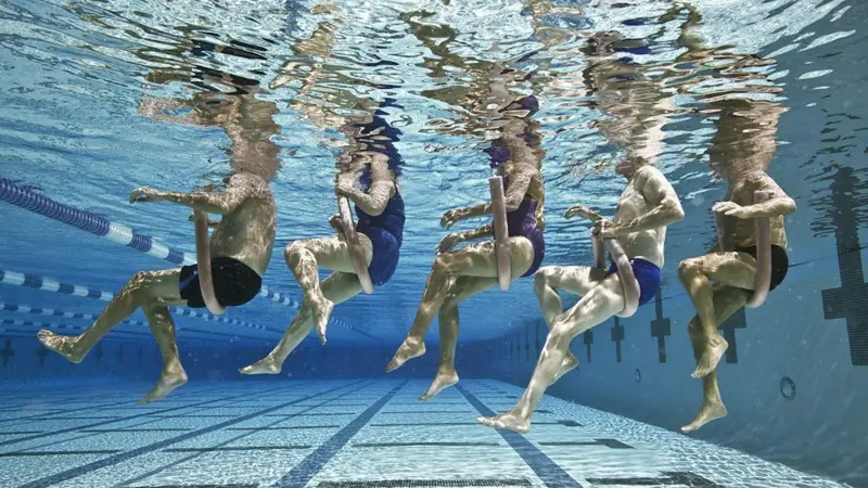Cuán higiénicas son realmente las piscinas públicas y lo que quizás no sabías sobre el olor a cloro
