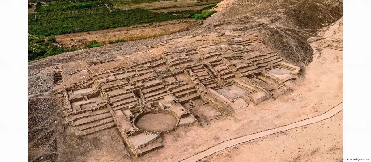 Perú presenta nueva joya arqueológica, ciudad de 3.800 años