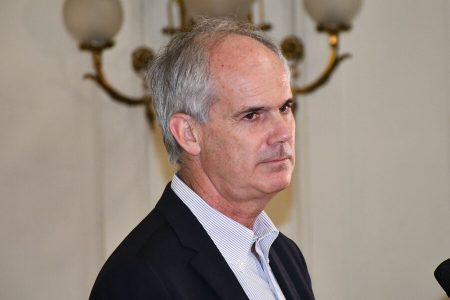 Galilea (RN) asegura que Matthei no bajará candidatura y critica "pesadeces" de republicanos