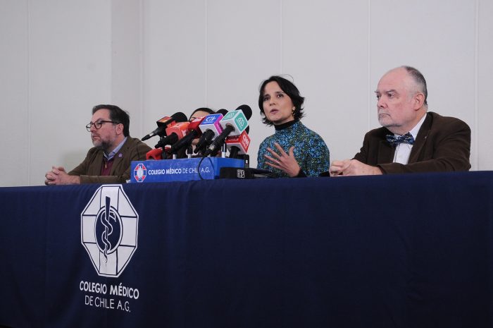 Colegio Médico deriva al Tribunal de Ética a cinco colegiados que vendían licencias fraudulentas
