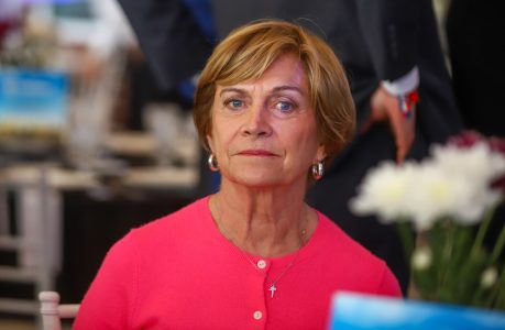 “Aunque me digan que estoy histérica”: Matthei se planta ante fake news y exige condena de Kast