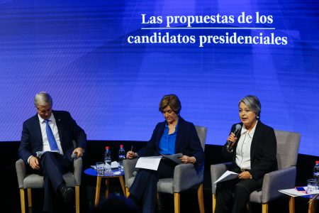 Enfrentamiento Kast vs Jara marcan debate en la Sofofa: Matthei propone 10% de impuesto a pymes
