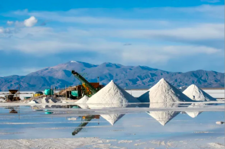 Chile quiere inventar el futuro, sin invertir en él