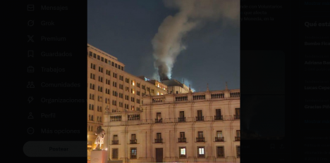 Incendio en Ministerio de Hacienda moviliza a diez compañías de Bomberos