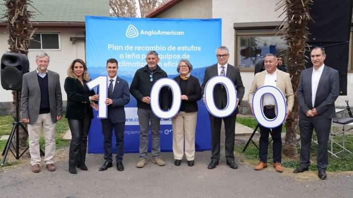 Mil familias ya se sumaron al recambio de estufas a leña en la Región Metropolitana