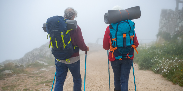 Trekking y salud en la tercera edad: naturaleza como aliada para una vejez activa y autónoma