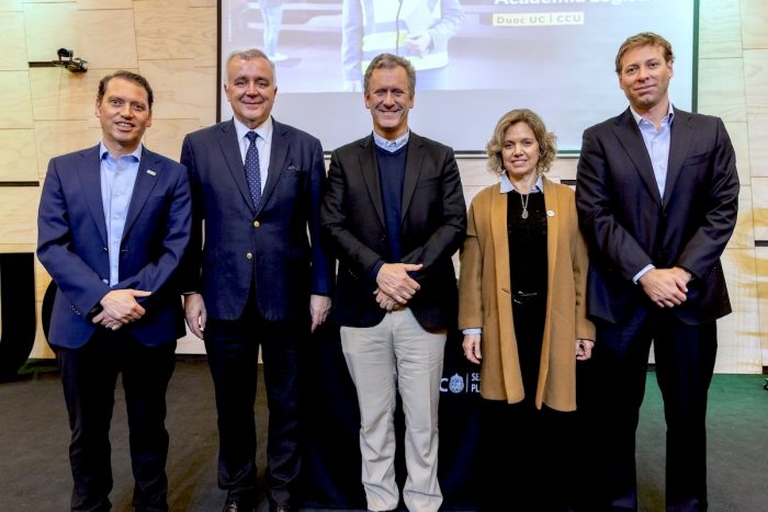 Lanzan primera academia logística del país para impulsar desarrollo de trabajadores del transporte