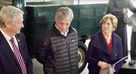 Empresarios hacen “suspender” querella de Matthei contra Kast, pero campaña de guerra continúa