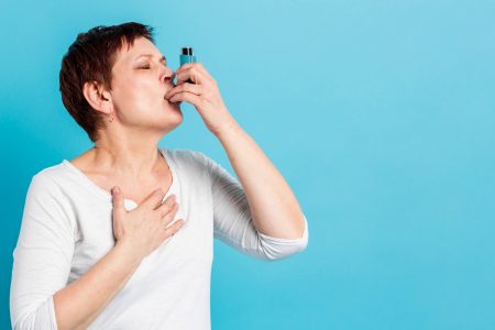 Inhaladores: 4 errores frecuentes al usarlos en asma y EPOC y cómo mejorar su efectividad