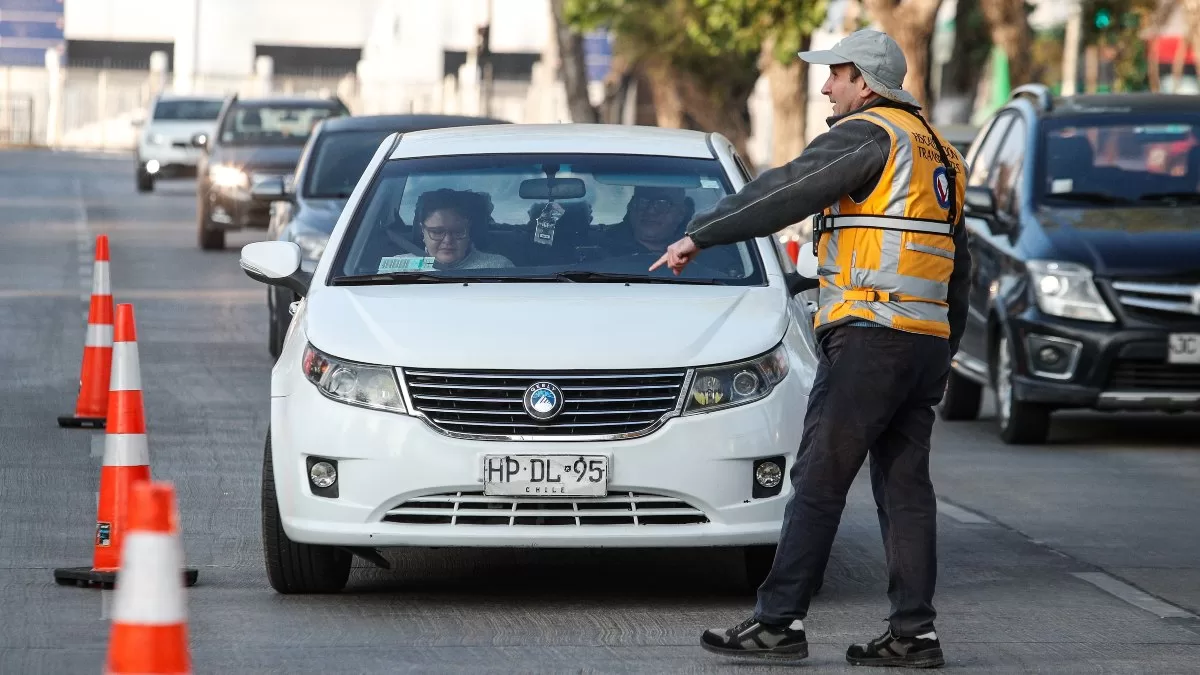 Restricción vehicular: autos que no pueden circular en Santiago este miércoles 23 de julio