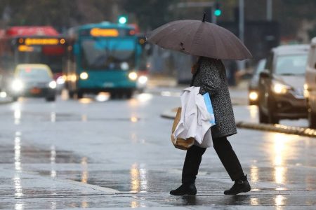 Sistema frontal traerá frío y lluvia a Santiago desde este miércoles