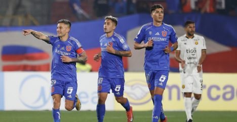 La U golea 5-0 a Guaraní y pone un pie en los octavos de la Copa Sudamericana