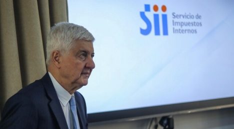 Gobierno pide renuncia de Javier Etcheberry como director del SII tras escándalo por contribuciones