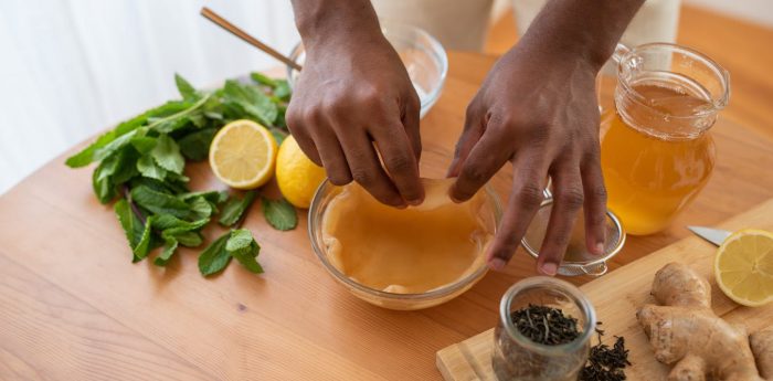 Tres alimentos con K y con hongos: lo que el kéfir, la kombucha y el koji tienen en común