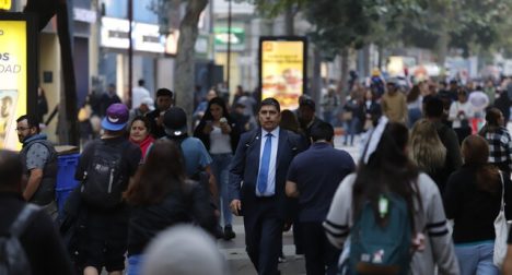 Desconfianza, miedo y rabia: estudio revela deterioro de la convivencia en barrios, calles y redes