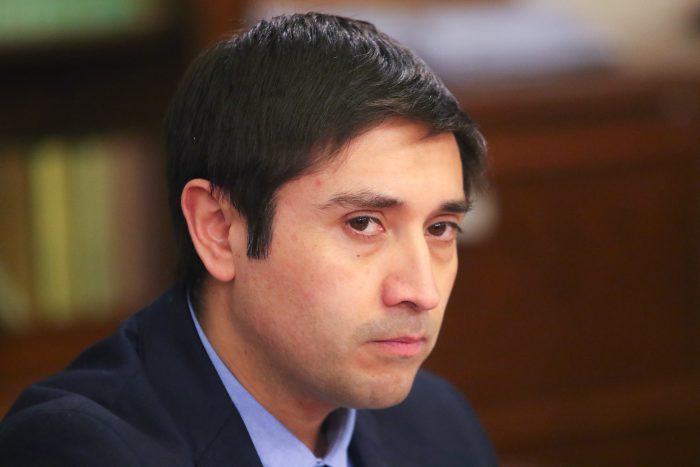Acogen solicitud de desafuero contra diputado Miguel Ángel Calisto (Dem) por fraude al Fisco