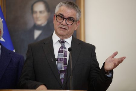 Controló "inflación desbordada" y "podíamos dialogar": las reacciones a la salida de Marcel