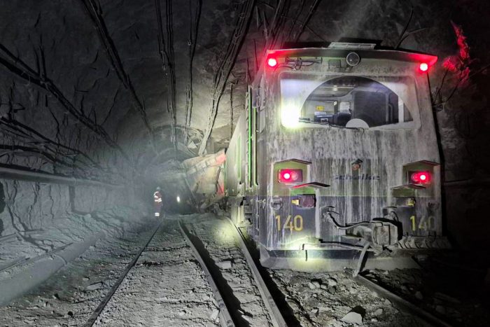 Codelco advierte: próximas 48 horas son vitales para contactar a los 5 desaparecidos en El Teniente