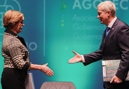 Debate Enade: Matthei cuestionará a Kast ante empresariado por su enredo en cifras económicas