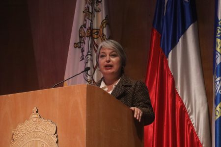 Equipo económico de Jara dice que programa no incluirá estatización del cobre y del litio