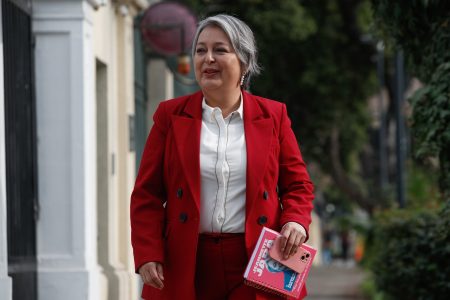 Sin aborto libre: los lineamientos de Jeannette Jara para la campaña presidencial y el gesto a la DC