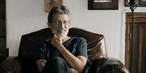 Colombiano Tomás González es el nuevo ganador del Premio Iberoamericano de Narrativa Manuel Rojas