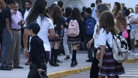 Comienzan las expectativas por las vacaciones de verano 2025: cuándo podrían fijarse el próximo año