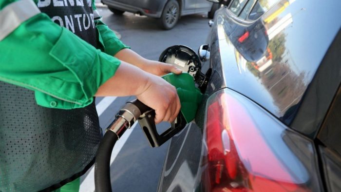 Precio de la bencina esta semana: bajó 20 pesos a partir de este jueves 28