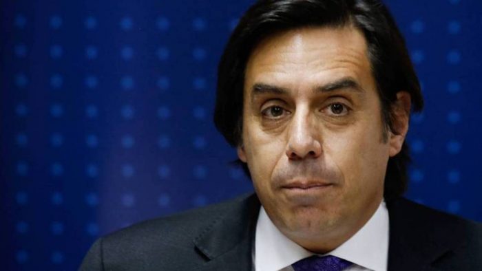 Guillermo Larraín: “El recorte de gasto es contractivo" y "nos estamos pegando un balazo en el pie”