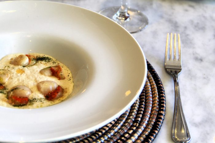 MarAlegre: Cocina contemporánea con inspiración local en la terraza más privilegiada de Valparaíso
