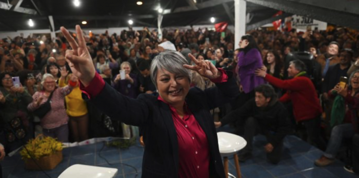 [Lo+Leído] Comando de Jara arremete contra programa de Kast: “Son propuestas para la galería”