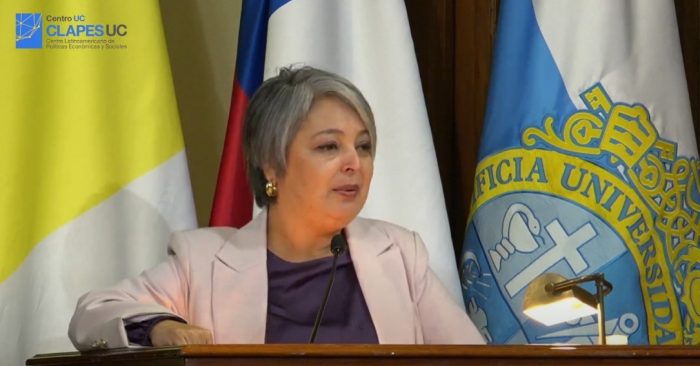 Siga en vivo seminario “Propuestas para el 2026-2030” de Clapes UC: expone Jeannete Jara