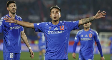 Copa Sudamericana: gol de Assadi da a la U ventaja clave frente a Independiente