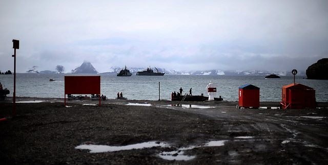 Sismo en Mar de Drake: Senapred ordena evacuar playas de Magallanes por amenaza de tsunami