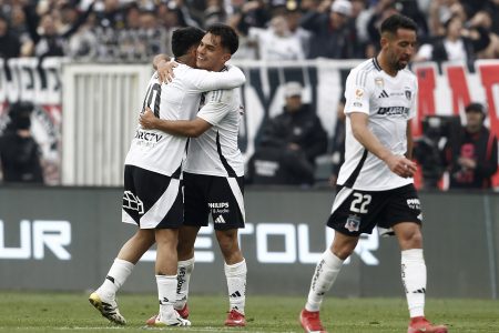 Colo Colo rompe la mala racha y vence a la U en un Superclásico marcado por la tragedia