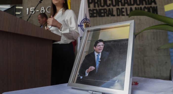 Eduardo Frei entre ellos: expresidentes de derecha condenan “cobarde magnicidio” en Colombia