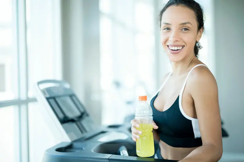 Qué son los electrolitos y qué es lo mejor para hidratarse después del ejercicio según los expertos