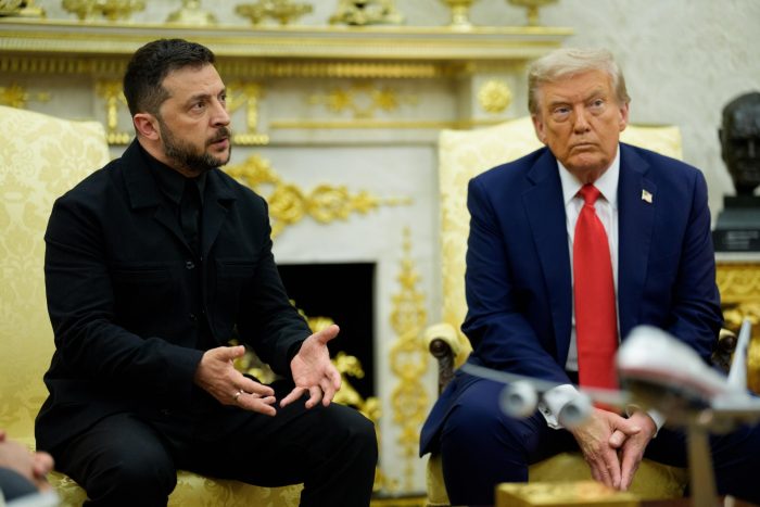 Trump ofrecerá apoyo aéreo como garantía de paz a Ucrania