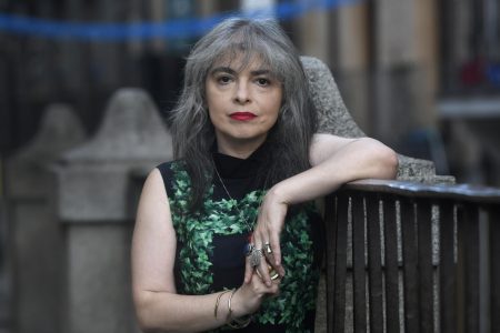 Autora argentina Mariana Enríquez recuerda que el horror es una constante de la humanidad