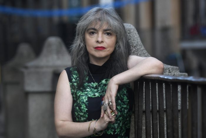 Autora argentina Mariana Enríquez recuerda que el horror es una constante de la humanidad