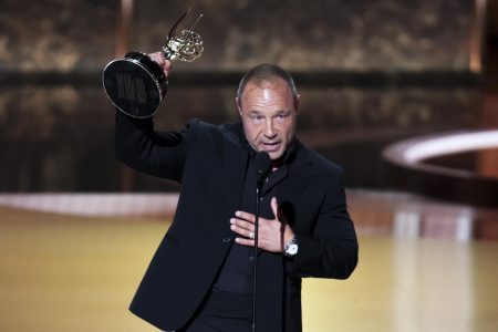 'The Studio' bate récord en los Emmy; 'Adolescence' y 'The Pitt' completan noche histórica